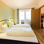 In Kitzbuehel Alps With Wellness Area فيلدشوناو