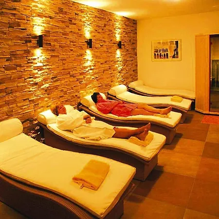 In Kitzbuehel Alps With Wellness Area فيلدشوناو